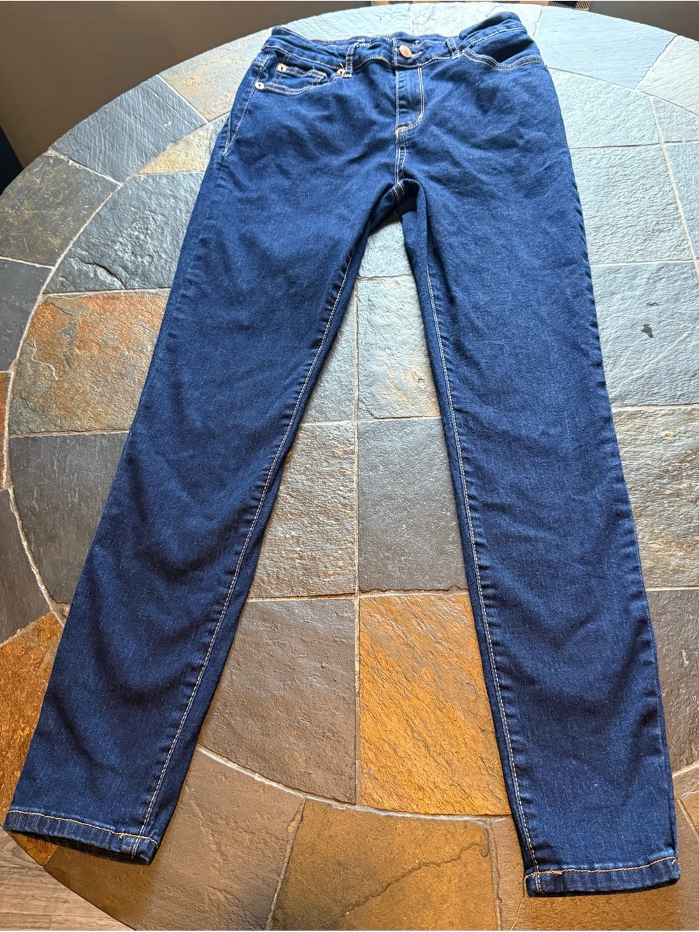 Women's Skinny Jeans in Dark Blue